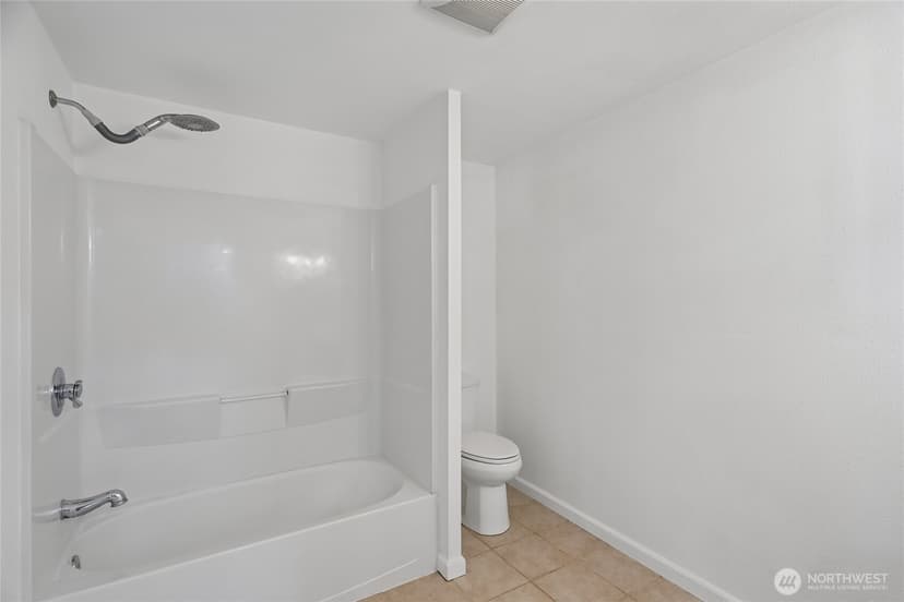 Property photo for 28601 SE 225th Street, Maple Valley photo 23