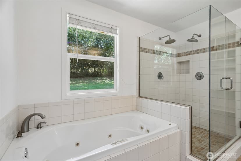 Property photo for 28601 SE 225th Street, Maple Valley photo 18