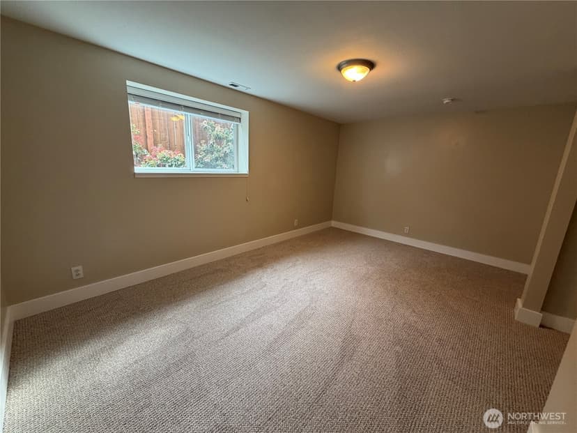 Property photo for 9 H Street SE, Auburn photo 34