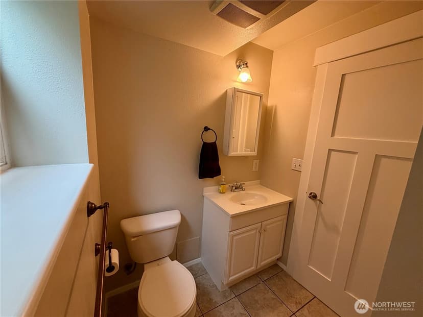 Property photo for 9 H Street SE, Auburn photo 37
