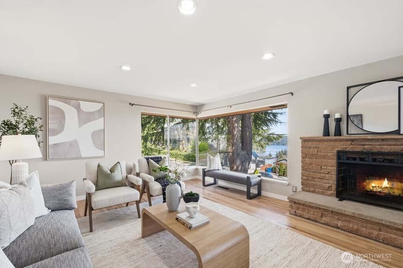Property photo for 6303 Wilson Avenue S, Seattle photo 6
