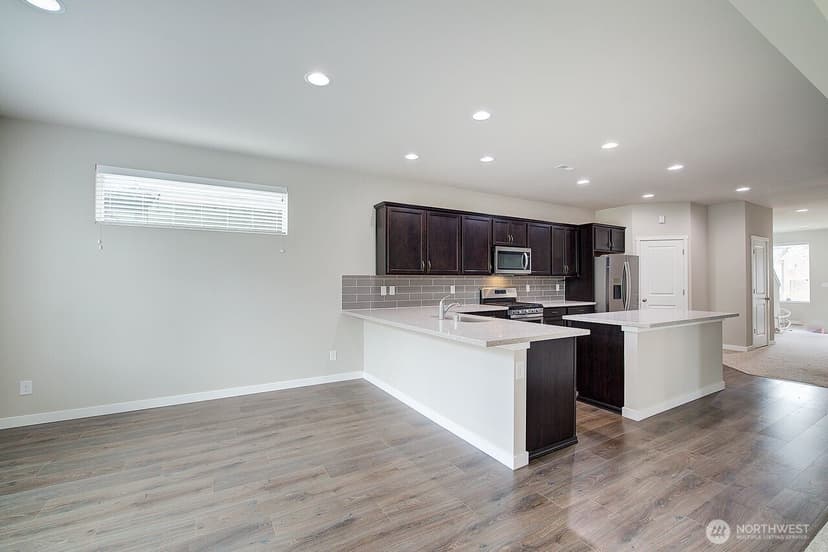 Property photo for 2520 176th Place NE, Marysville photo 8