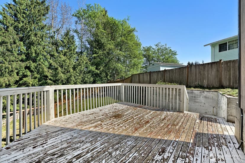 Property photo for 217 Capri Place, Everett photo 24