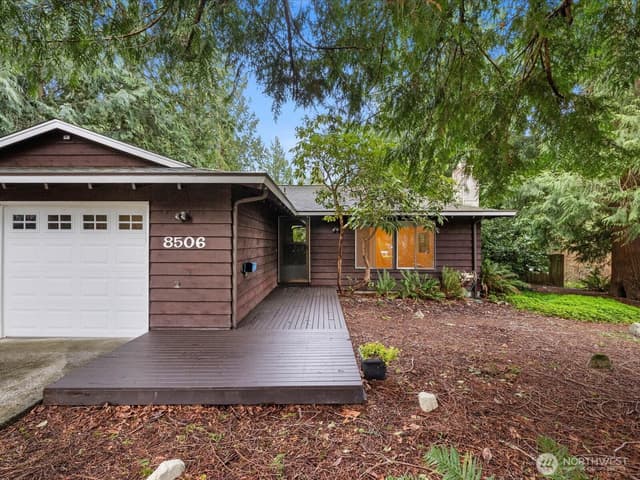 Property photo for 8506 192nd Street SW, Edmonds photo 4