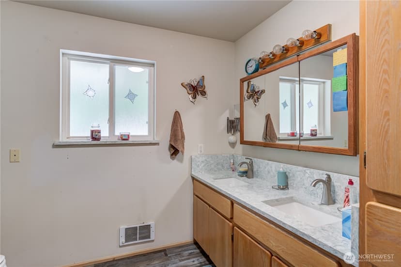 Property photo for 570 Sweetbriar Lane, Leavenworth photo 17