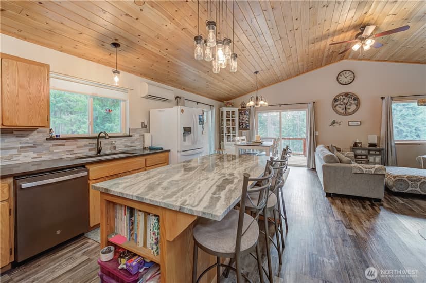Property photo for 570 Sweetbriar Lane, Leavenworth photo 7