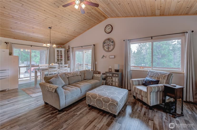 Property photo for 570 Sweetbriar Lane, Leavenworth photo 13