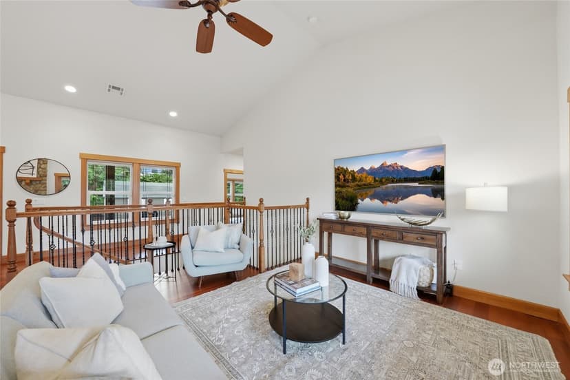 Property photo for 10932 206th Street SE, Snohomish photo 8