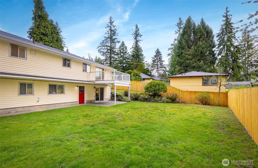 Property photo for 5402 West Drive, Everett photo 19