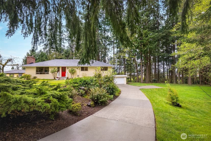 Property photo for 5402 West Drive, Everett photo 30