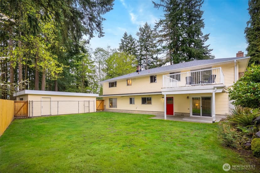 Property photo for 5402 West Drive, Everett photo 18
