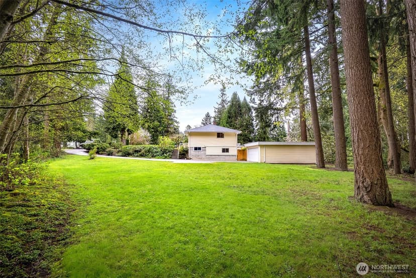Property photo for 5402 West Drive, Everett photo 33