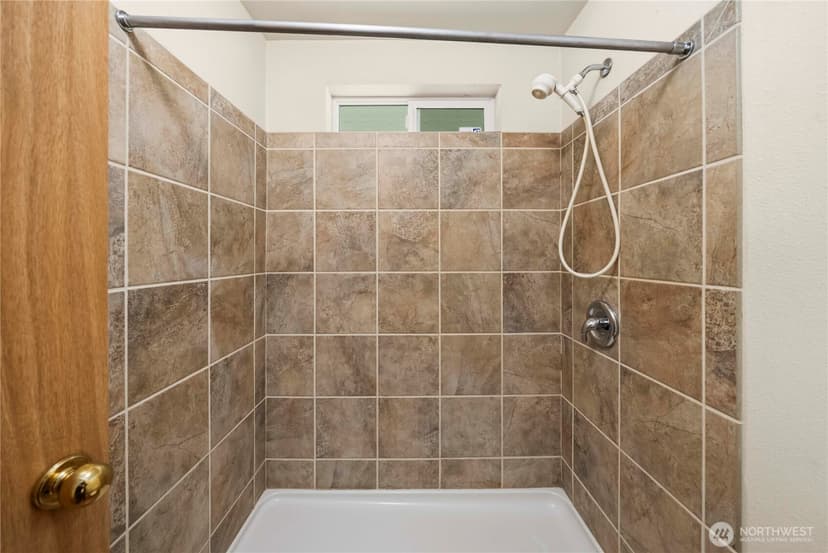 Property photo for 11102 80th Avenue E, Puyallup photo 19