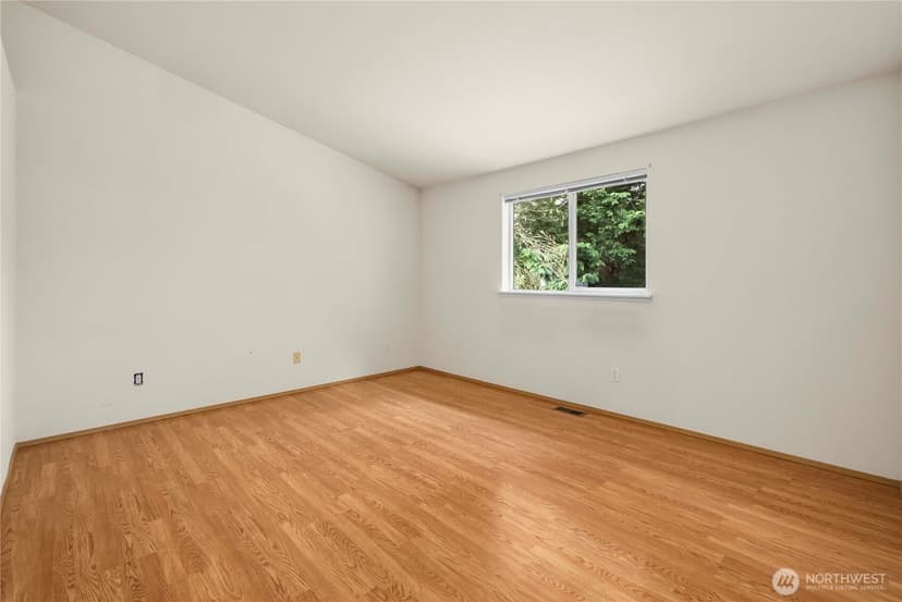 Property photo for 11102 80th Avenue E, Puyallup photo 15
