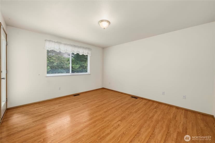Property photo for 11102 80th Avenue E, Puyallup photo 13
