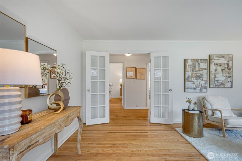 Property photo for 8115 34th Avenue SW, Seattle photo 10