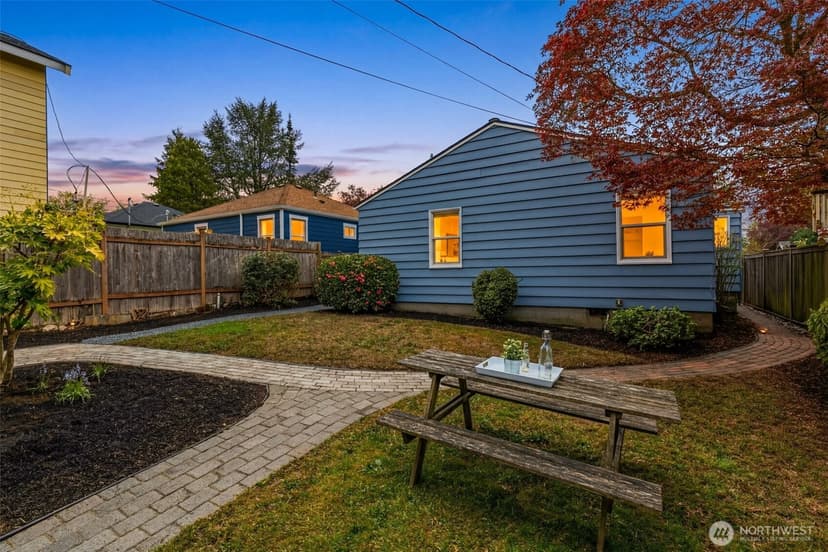 Property photo for 8115 34th Avenue SW, Seattle photo 39