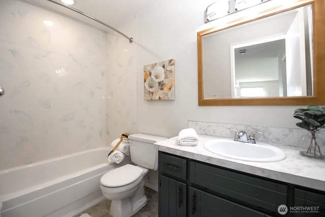 Property photo for 8747 Phinney Avenue N #13, Seattle photo 5