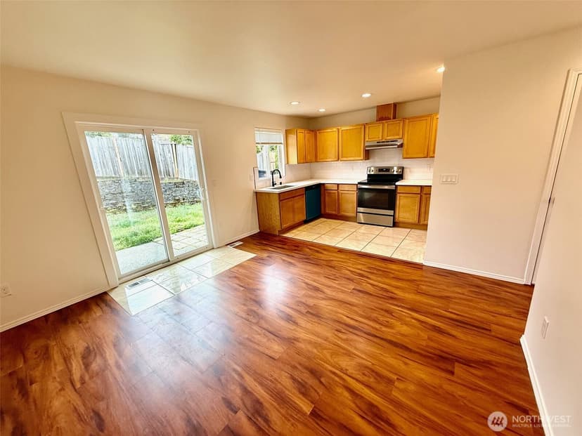 Property photo for 11542 62nd Avenue S, Seattle photo 6