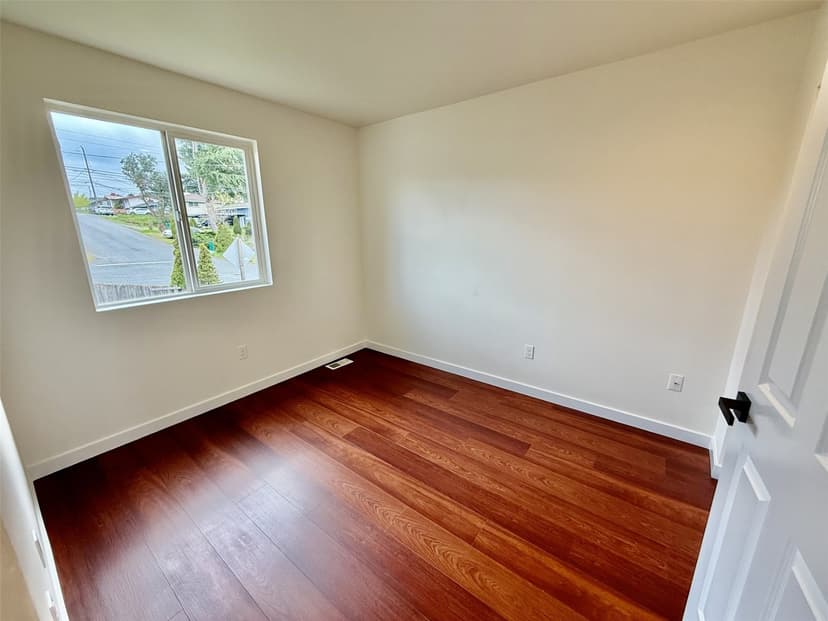 Property photo for 11542 62nd Avenue S, Seattle photo 10