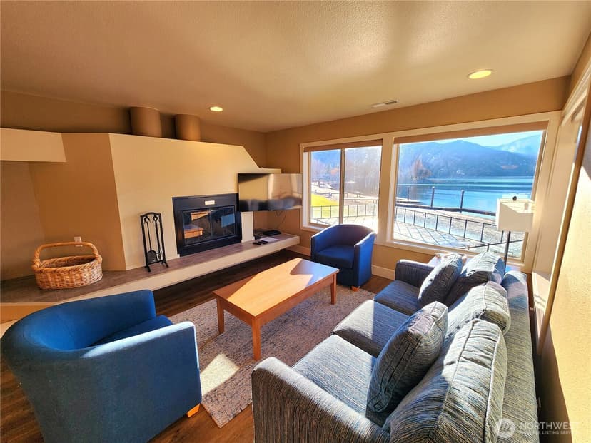 Property photo for 1 Lakeside 707-N, Manson photo 7