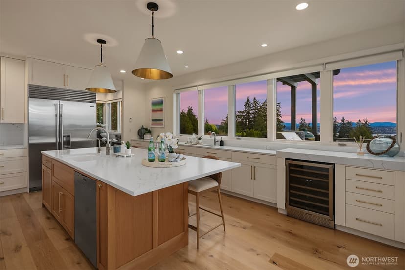 Property photo for 7310 51st Avenue NE, Seattle photo 17