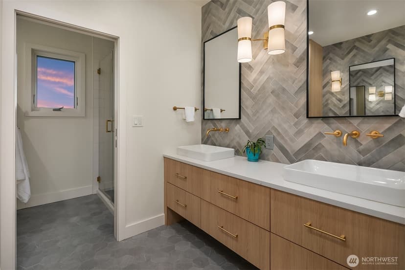 Property photo for 7310 51st Avenue NE, Seattle photo 26