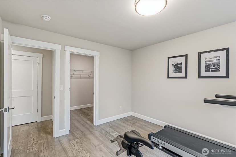 Property photo for 3727 189th Place SW, Lynnwood photo 28