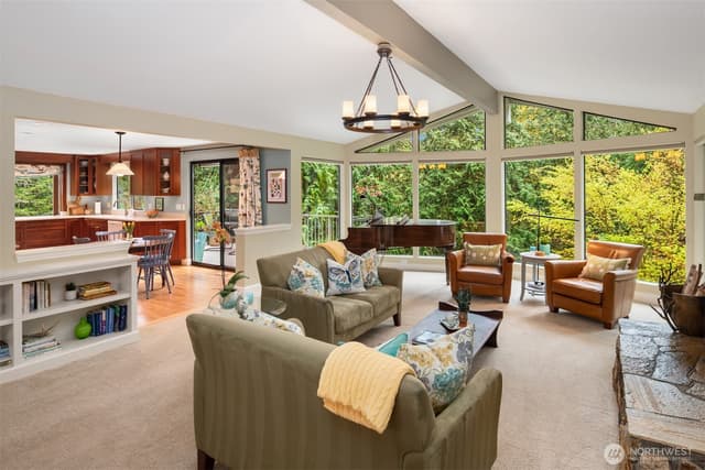 Property photo for 14616 216th Avenue NE, Woodinville photo 5