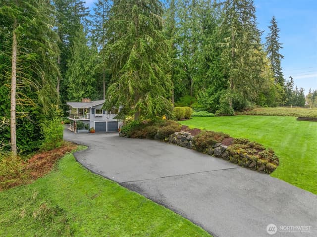 Property photo for 14616 216th Avenue NE, Woodinville photo 2