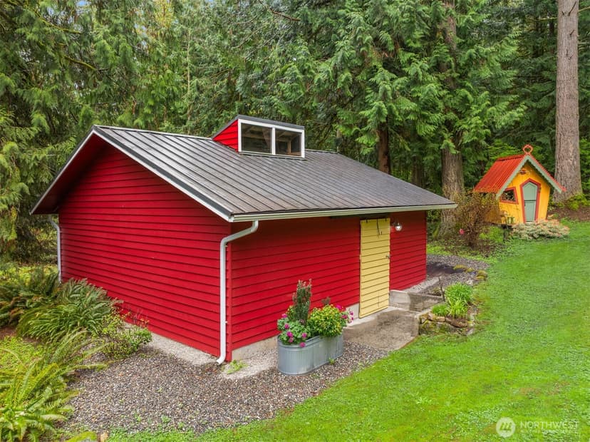 Property photo for 14616 216th Avenue NE, Woodinville photo 33