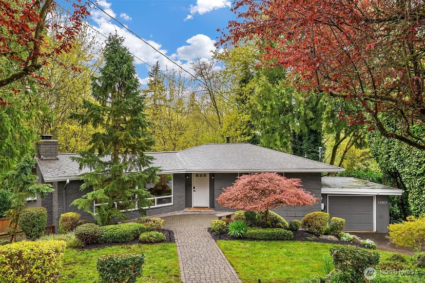 Property photo for 15803 81st Avenue NE, Kenmore