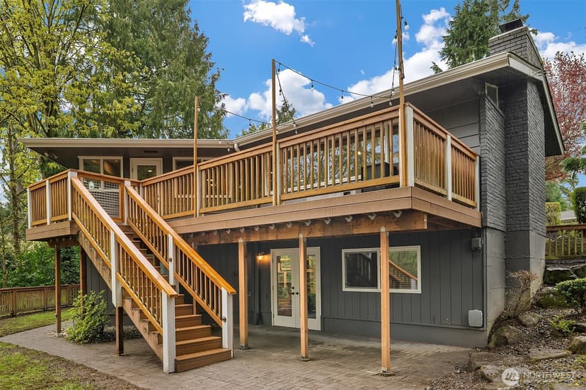 Property photo for 15803 81st Avenue NE, Kenmore photo 10