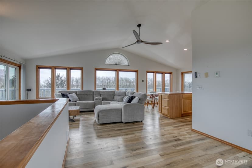 Property photo for 171 Marine View Drive SE, Ocean Shores photo 5