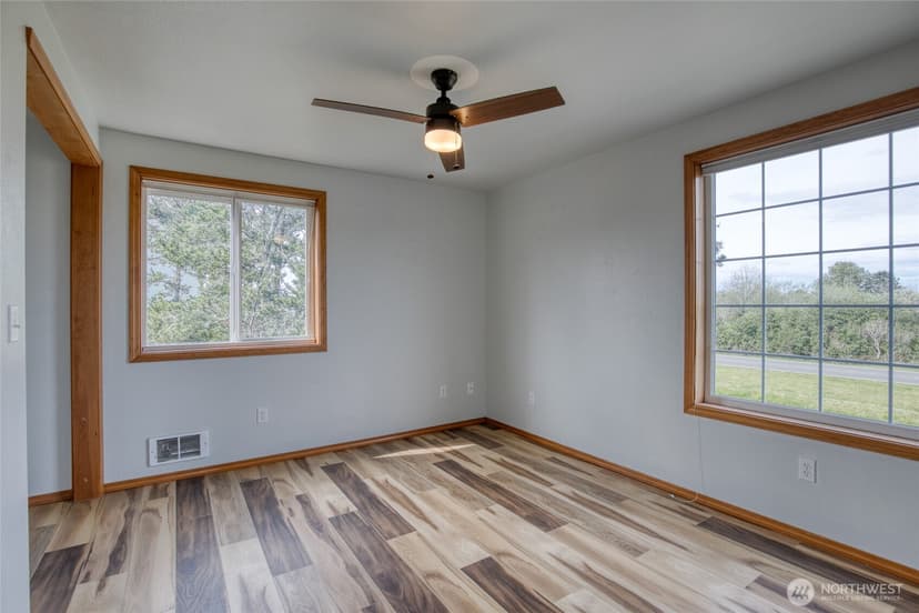 Property photo for 171 Marine View Drive SE, Ocean Shores photo 17