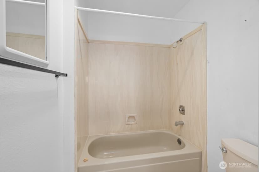 Property photo for 5025 California Avenue SW #402, Seattle photo 20