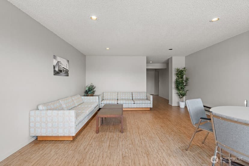 Property photo for 5025 California Avenue SW #402, Seattle photo 26