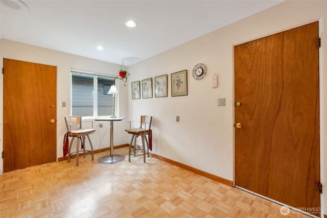 Property photo for 10520 11th Avenue NW, Seattle photo 5