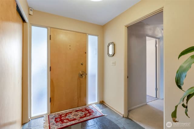 Property photo for 10520 11th Avenue NW, Seattle photo 3