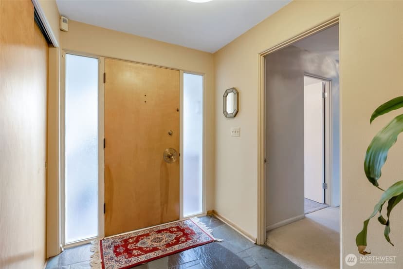 Property photo for 10520 11th Avenue NW, Seattle photo 3