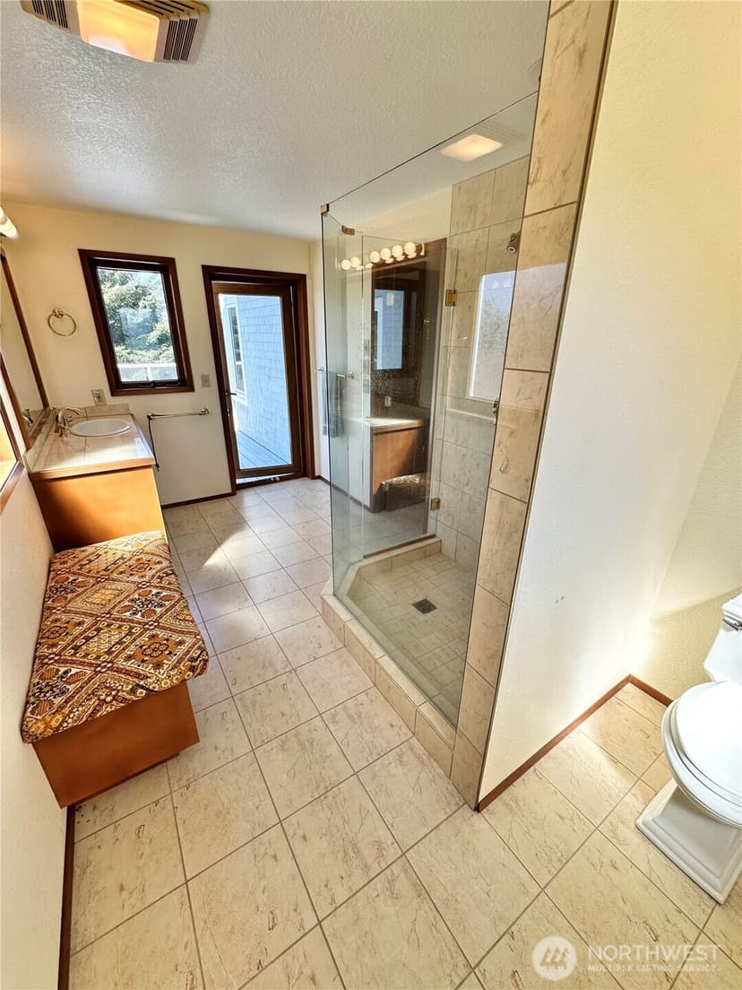 Property photo for 271 Sand Dune Avenue NW, Ocean Shores photo 14