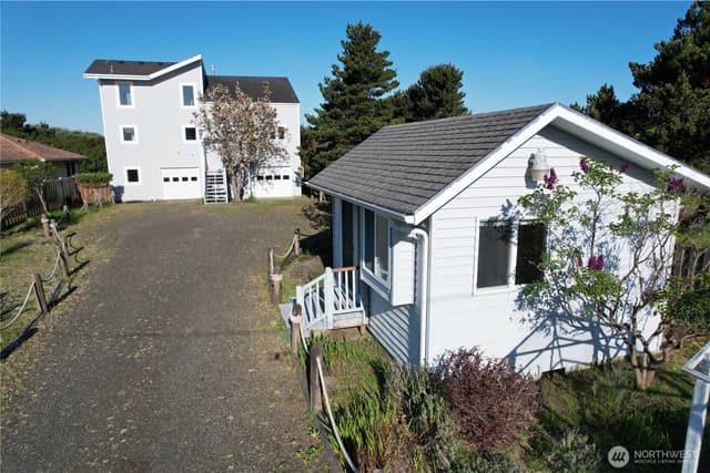 Property photo for 271 Sand Dune Avenue NW, Ocean Shores