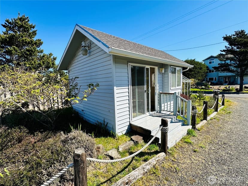 Property photo for 271 Sand Dune Avenue NW, Ocean Shores photo 32