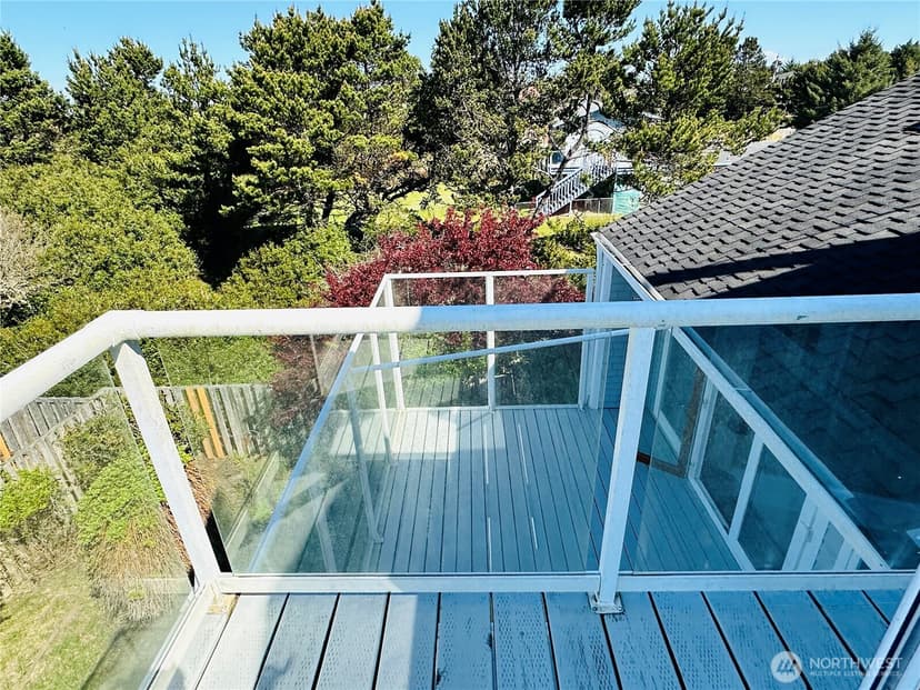Property photo for 271 Sand Dune Avenue NW, Ocean Shores photo 18