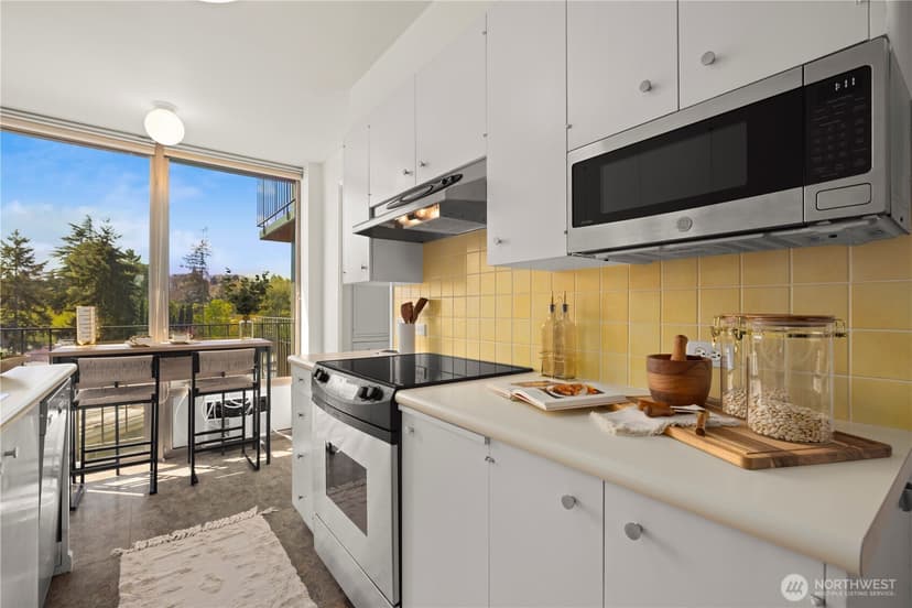 Property photo for 1620 43rd Avenue E #4C, Seattle photo 20