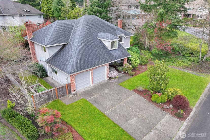 Property photo for 3877 113th Avenue NE, Bellevue photo 33