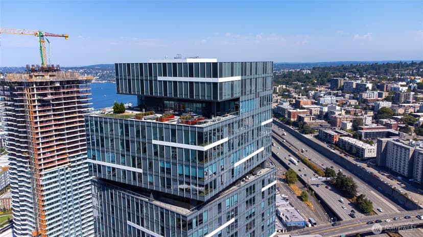 Property photo for 1808 Minor Avenue #912, Seattle photo 2