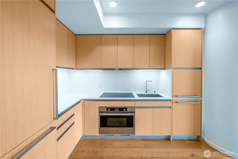 Property photo for 1808 Minor Avenue #912, Seattle photo 5