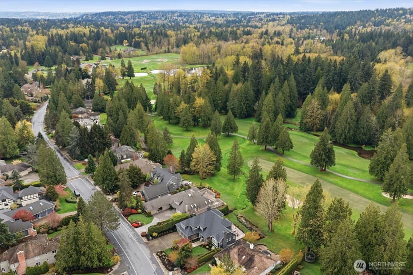 Property photo for 14127 205th Avenue NE, Woodinville photo 35