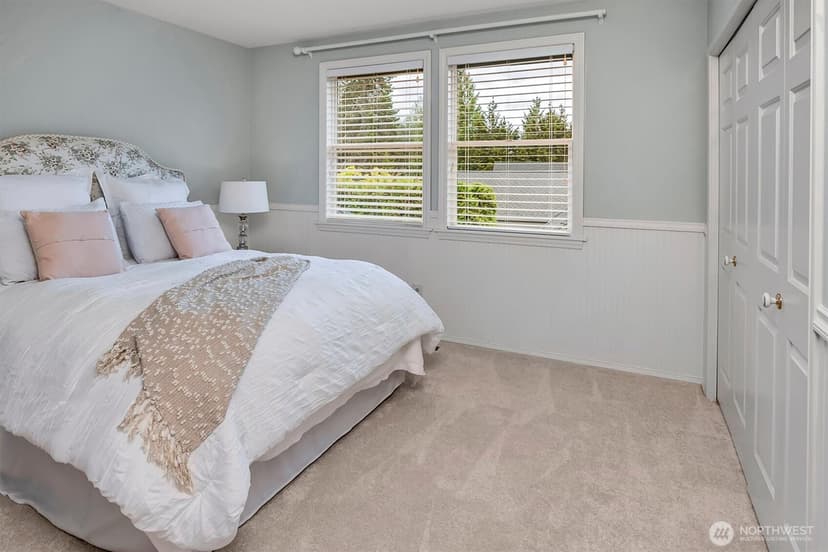 Property photo for 14127 205th Avenue NE, Woodinville photo 29
